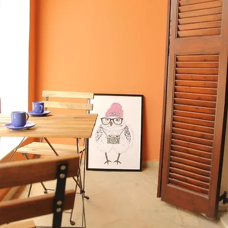 Wilson & Andrew House - Wanderlust Apartment